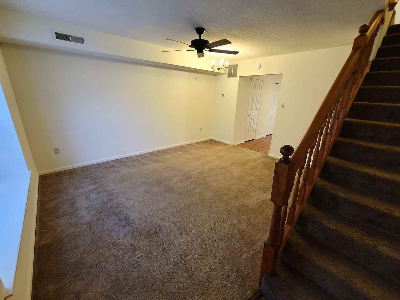 303 Jo Anns Way - Photo 2 of 15