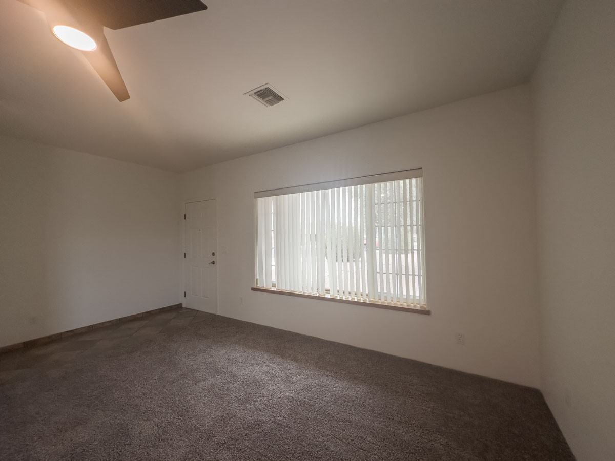 11513 W Kansas Ave - Photo 5 of 23