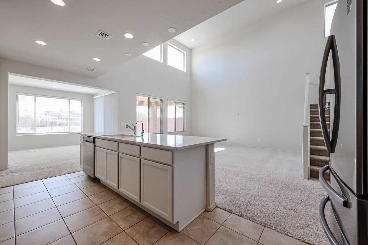 25334 N 163rd Dr - Photo 7 of 46