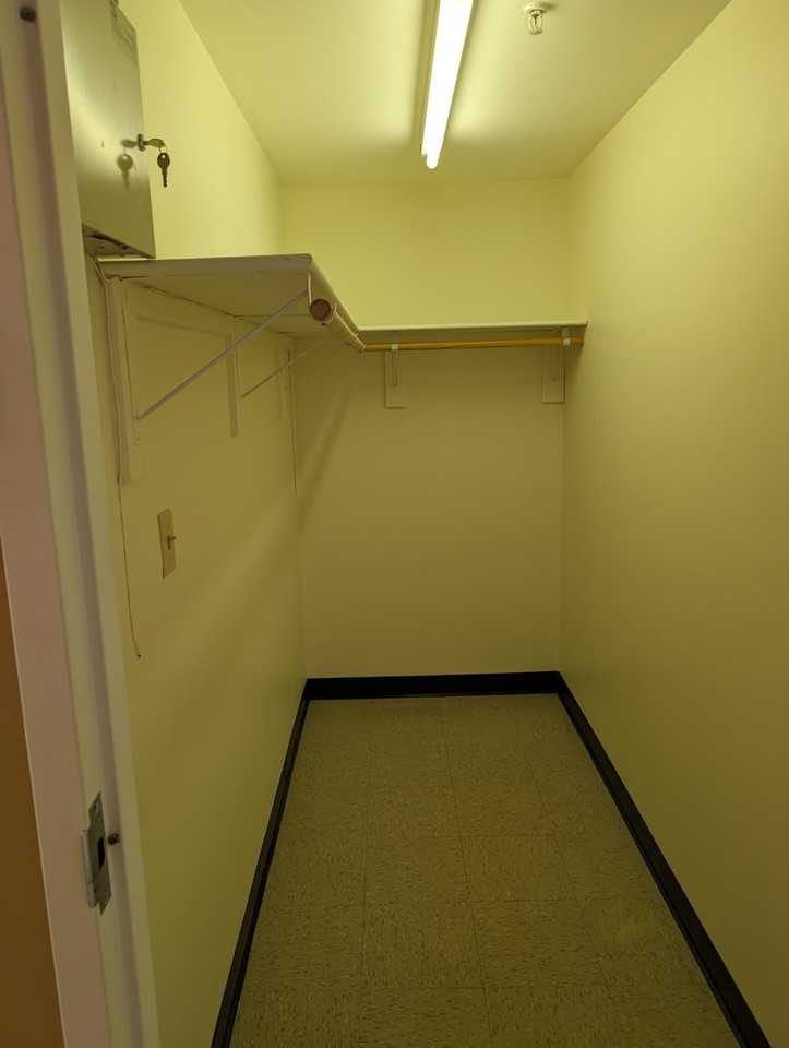 100 Gibson St #7 - Photo 3 of 6