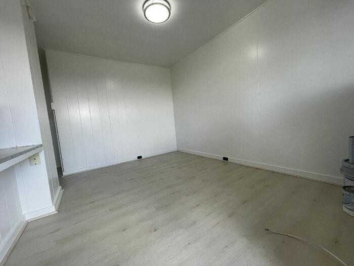 830 Coolidge St #6 - Photo 2 of 5