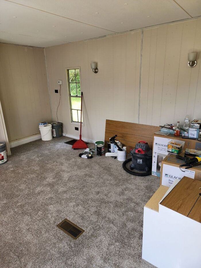 221 Americus Dr - Photo 3 of 14