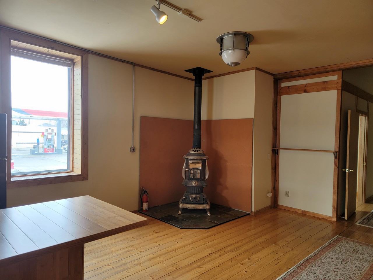 122 E Park St #122APT - Photo 6 of 25