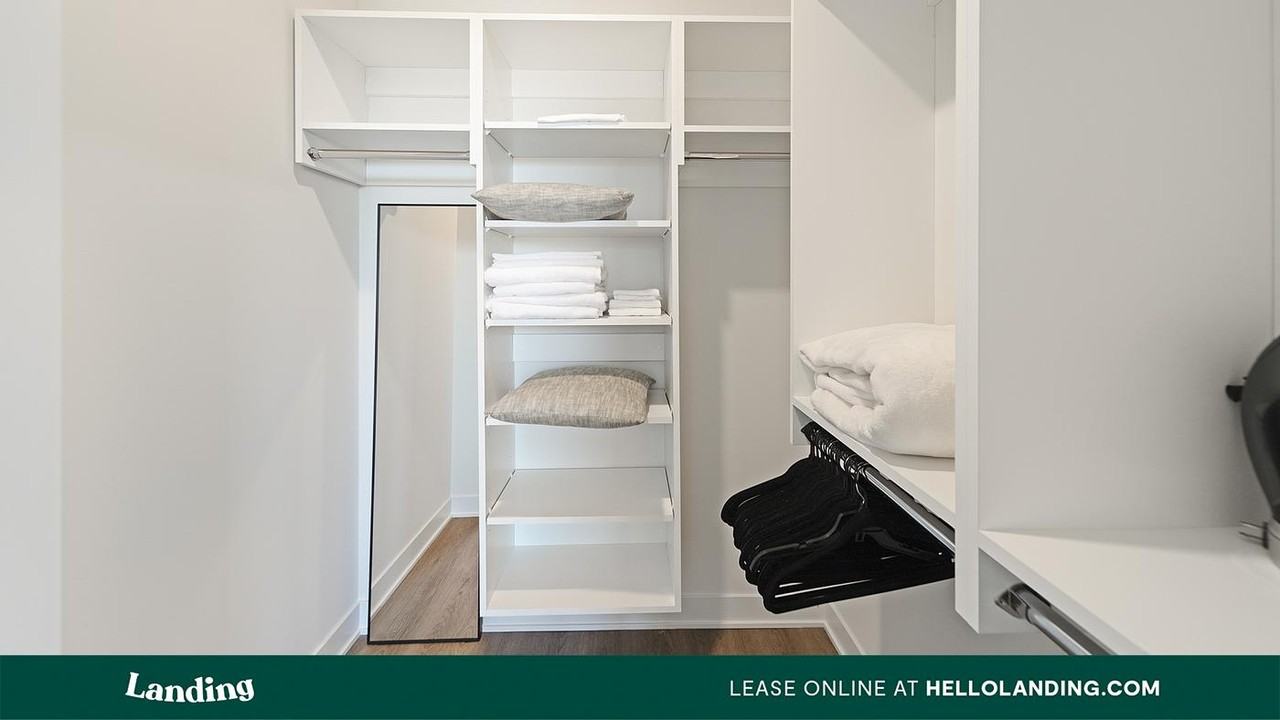 740 N Aberdeen St - Photo 4 of 28