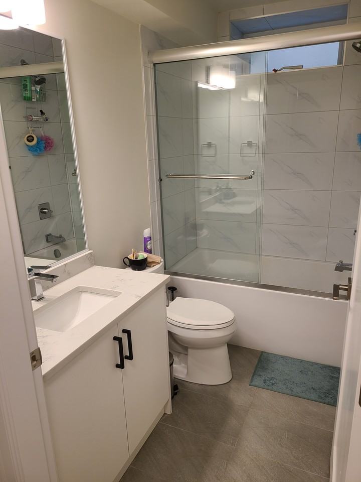 5069 Sherbrooke Street - Photo 3 of 8