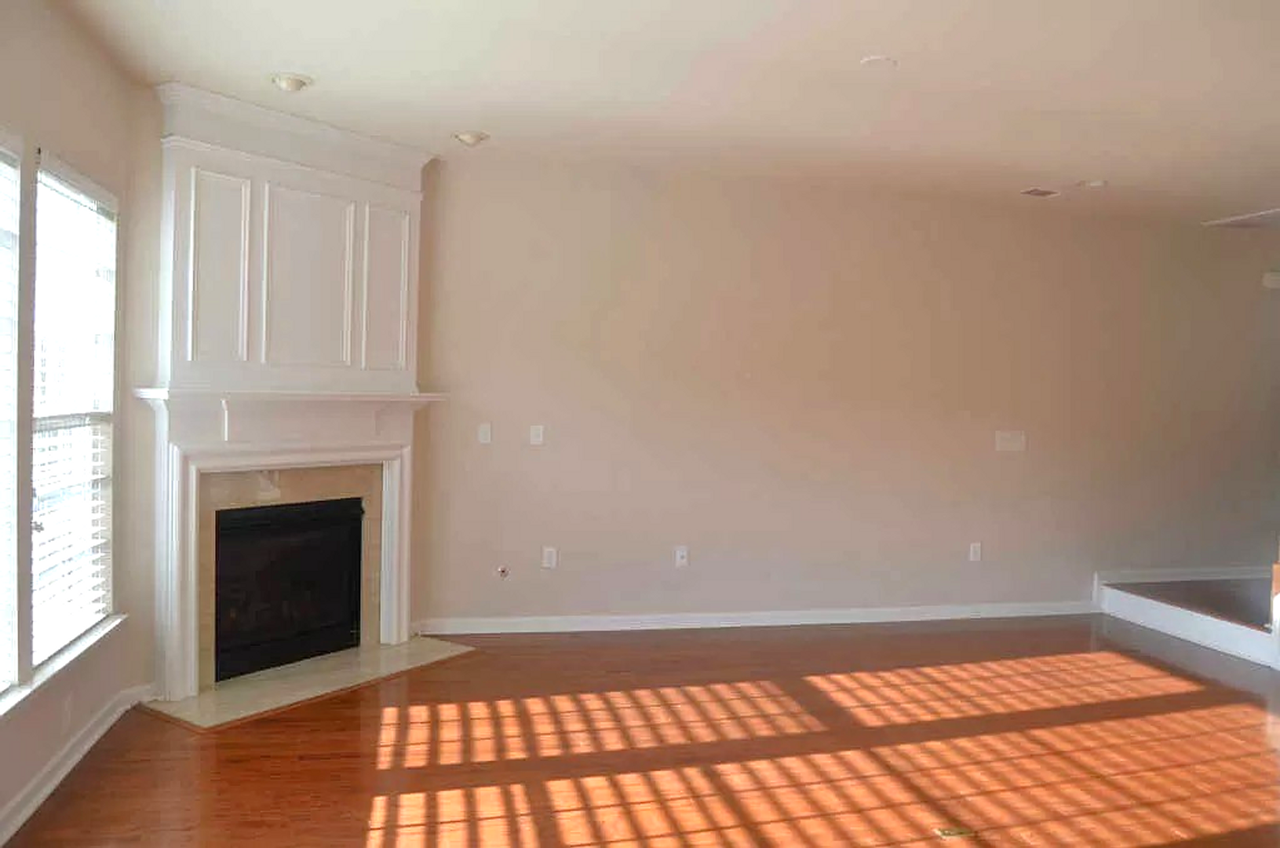 449 Lazy Creek Ln - Photo 2 of 16