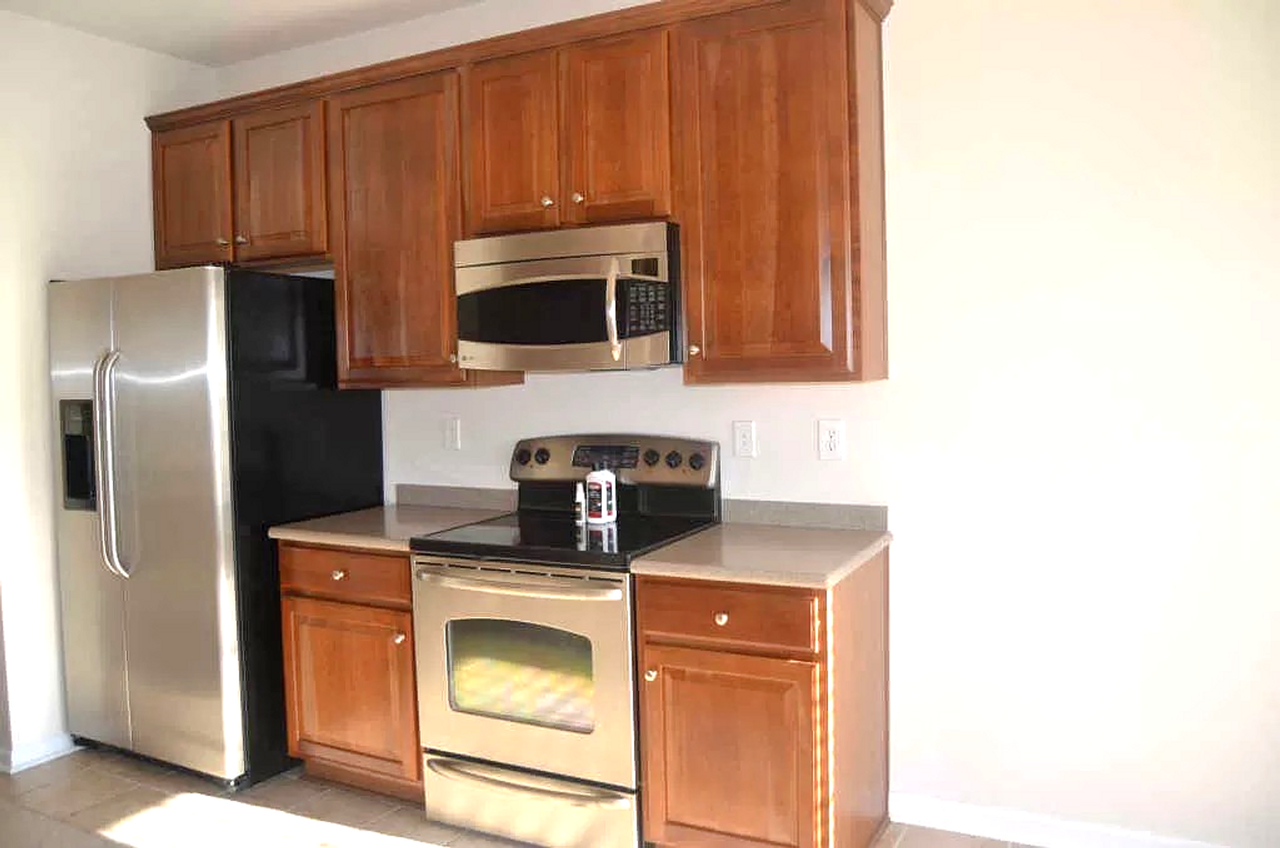 449 Lazy Creek Ln - Photo 5 of 16
