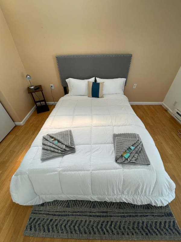 3345 Lakeshore Blvd #3 - Photo 3 of 10