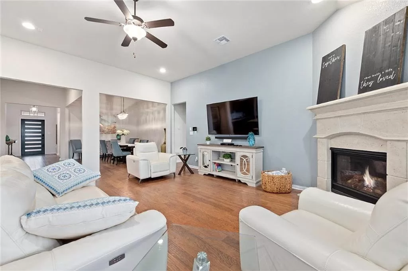 12608 Twisted Root Dr - Photo 3 of 18