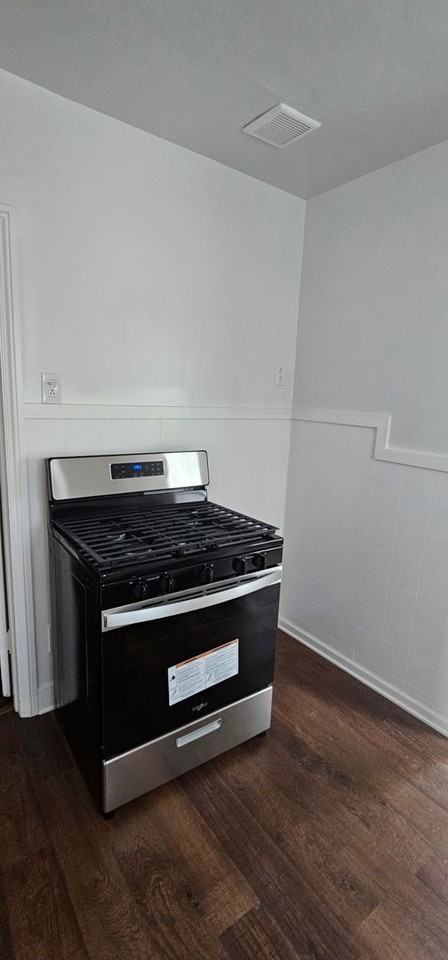 3368 Strong St - Photo 6 of 31