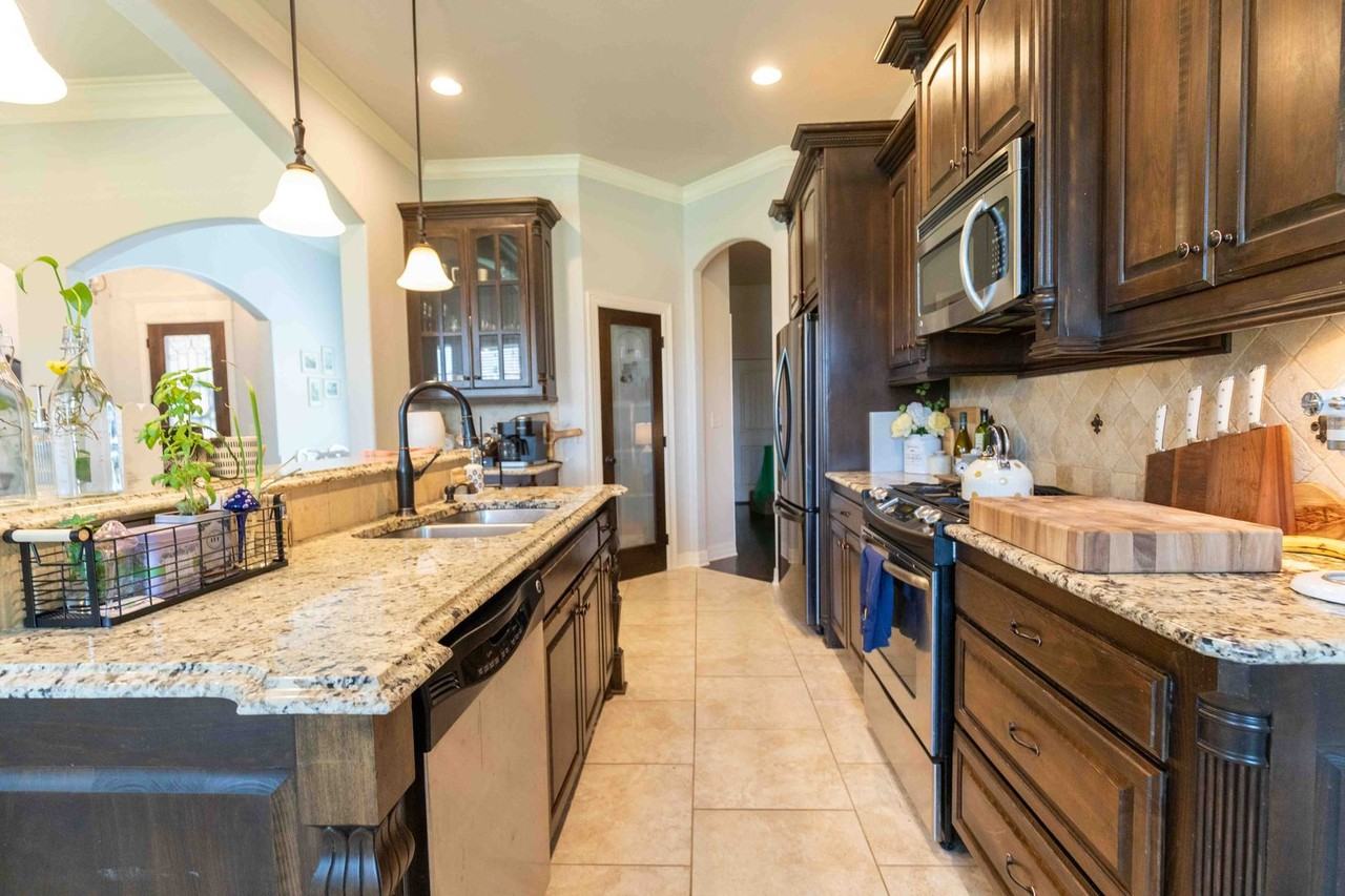 309 Wood Spgs - Photo 2 of 11