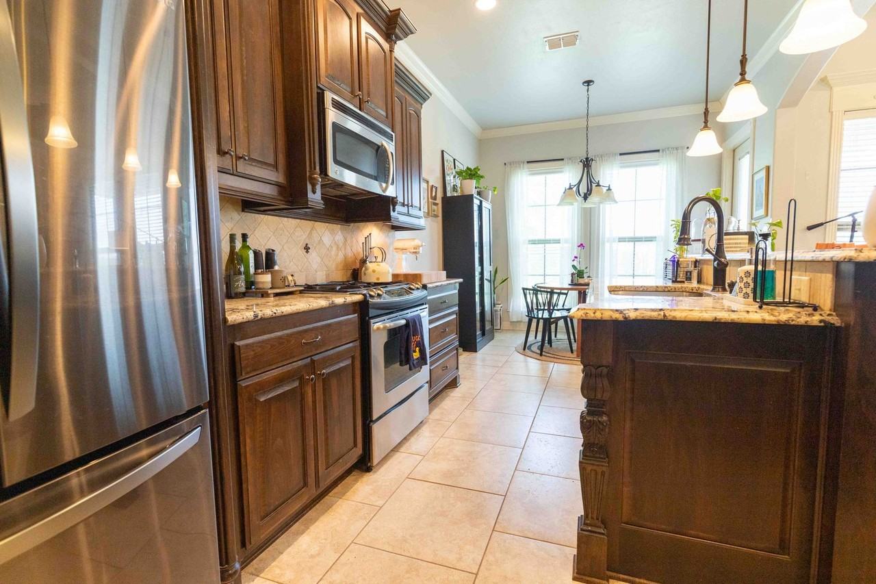 309 Wood Spgs - Photo 5 of 11