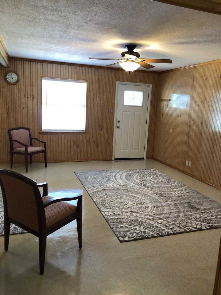 241 N Murphy Rd #NA - Photo 2 of 12