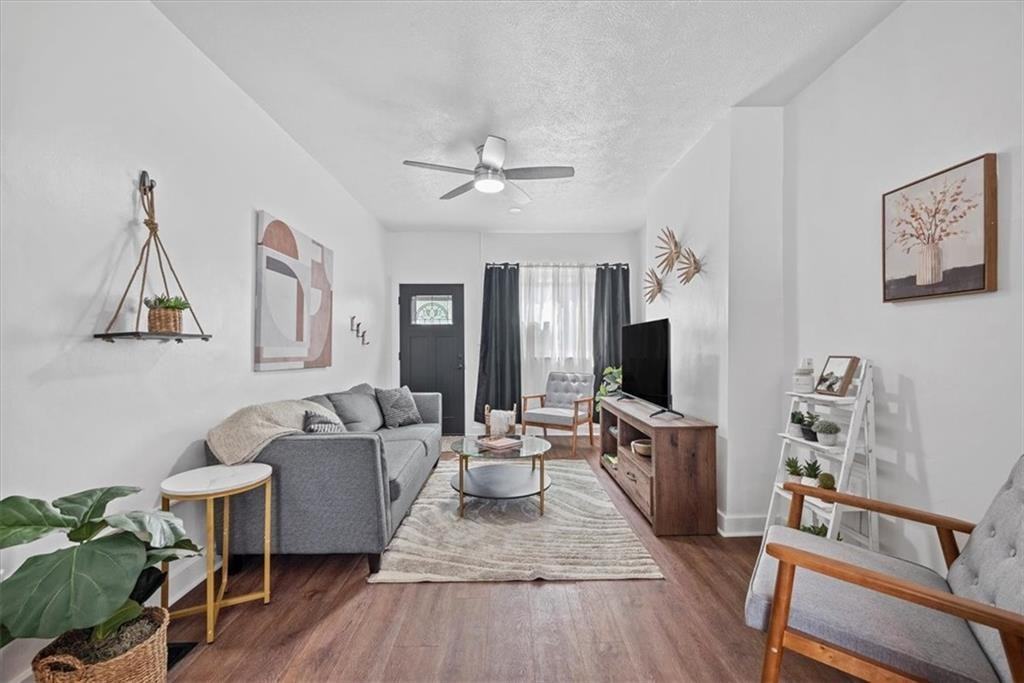 5623 Donson Way #NA - Photo 5 of 18