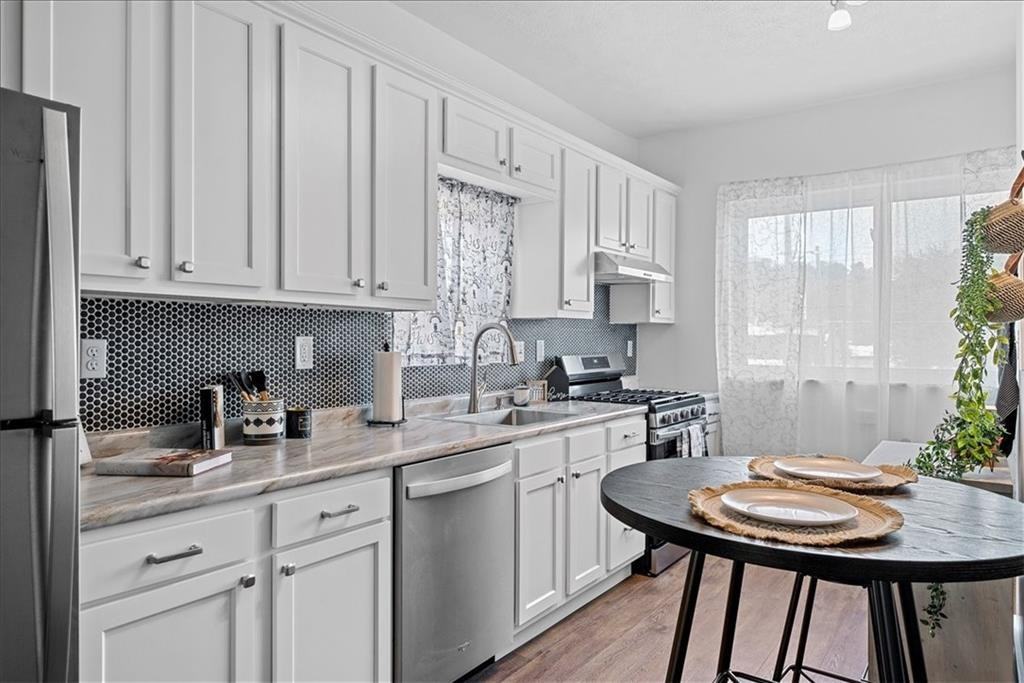 5623 Donson Way #NA - Photo 5 of 16
