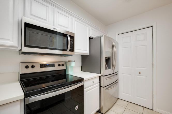 6900 E Riverside Dr #16 - Photo 7 of 16