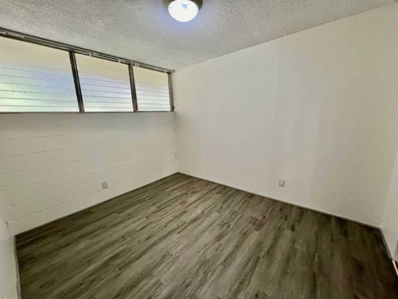 95-2057 Waikalani Pl #406 - Photo 7 of 9