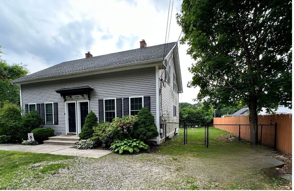 63 Goshen Rd - Photo 2 of 15