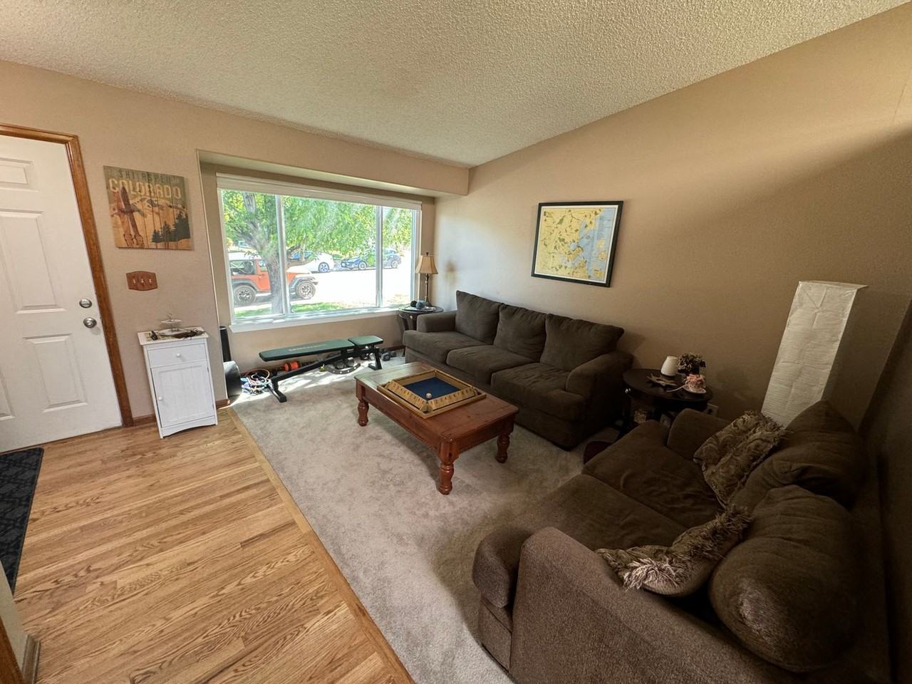 6244 Laguna Cir - Photo 4 of 30