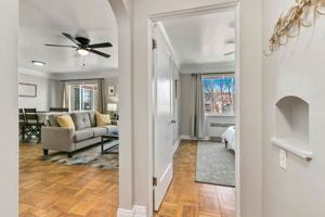 featured image of 301 E 21st St