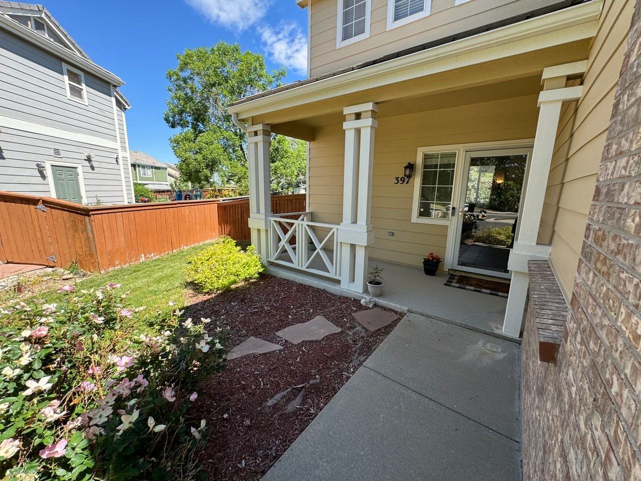 397 Ivory Cir - Photo 2 of 30