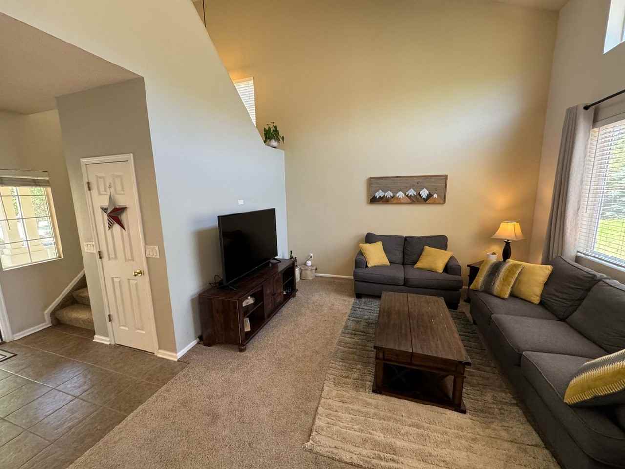 397 Ivory Cir - Photo 3 of 30