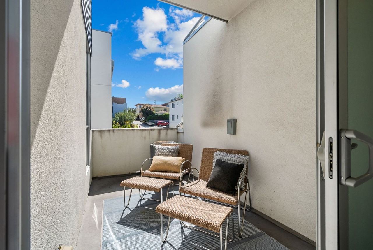 2189 Catalina Boulevard - Photo 3 of 13