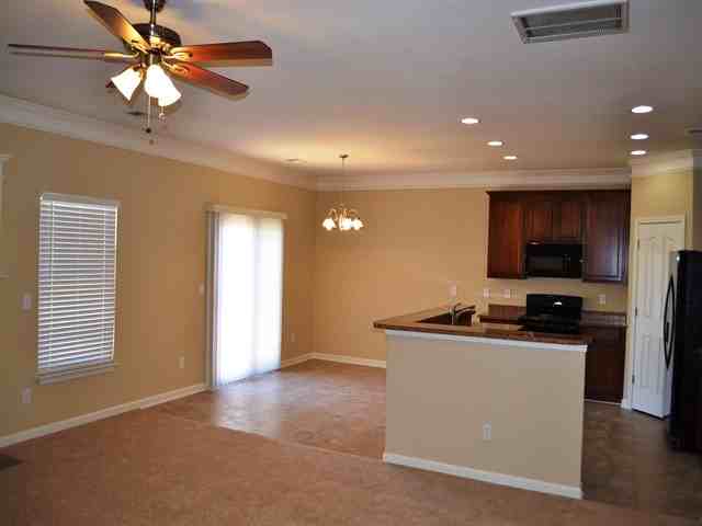 111 Wayline Ct - Photo 3 of 14
