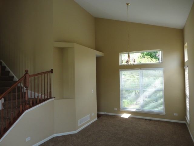 2036 Stephen St - Photo 3 of 14