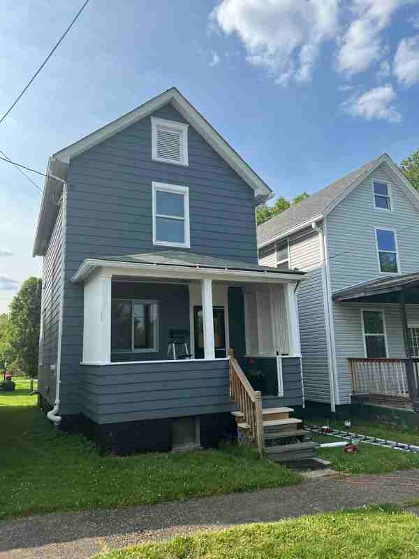 614 Garfield Ave - Photo 3 of 5