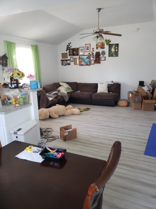 1121 Dixon Cir - Photo 6 of 20