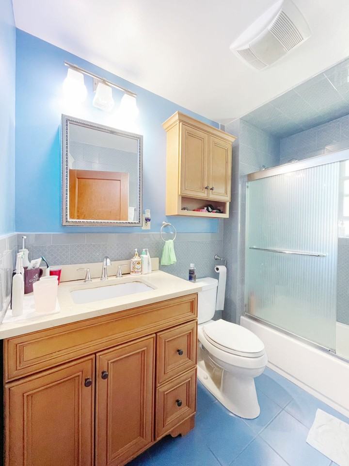 101 Lexington St #1 - Photo 3 of 26