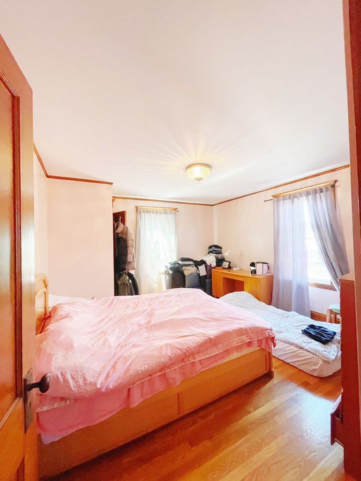 101 Lexington St #1 - Photo 6 of 26