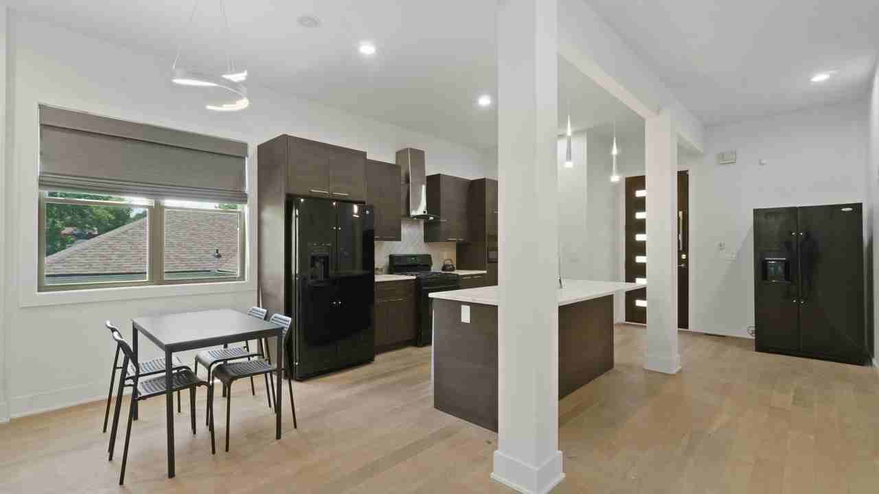 Mathewson Pl Sw - Photo 5 of 10