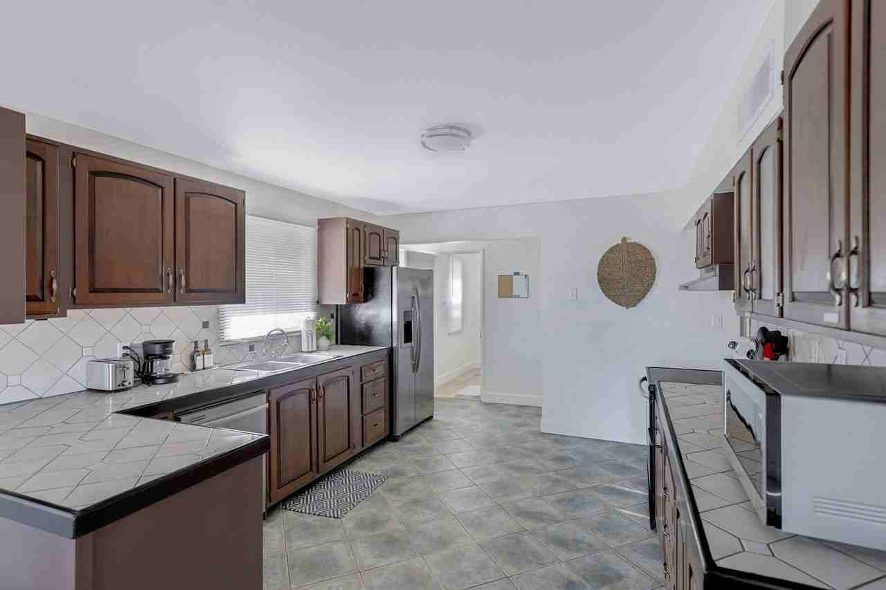W Morten Ave - Photo 3 of 5