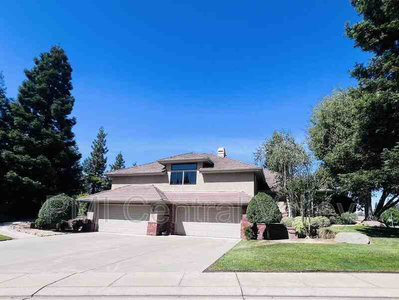 200 Blossom View Pl - Photo 3 of 50