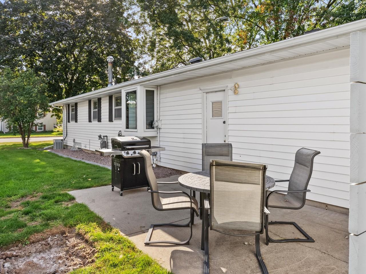 1971 Marlee Ln - Photo 7 of 29