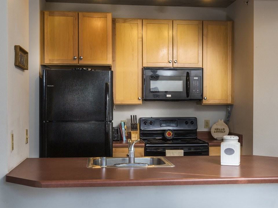 Equinox - Photo 5 of 50