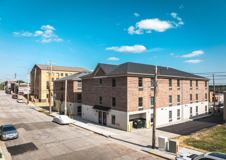 305 W 9th St - Photo 1 of 1