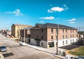 featured image of 305 W 9th St