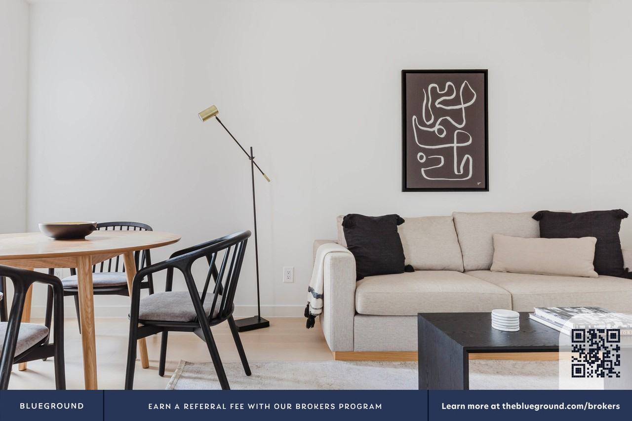 250 North 6th Street - Photo 5 of 40