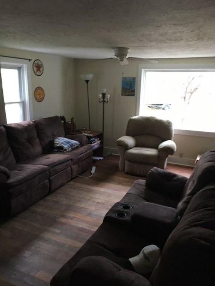 2189 Foxs Mill Rd - Photo 2 of 17