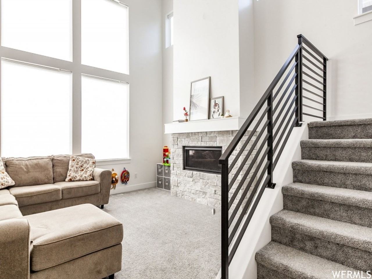 198 N Eden Brook Way - Photo 3 of 30