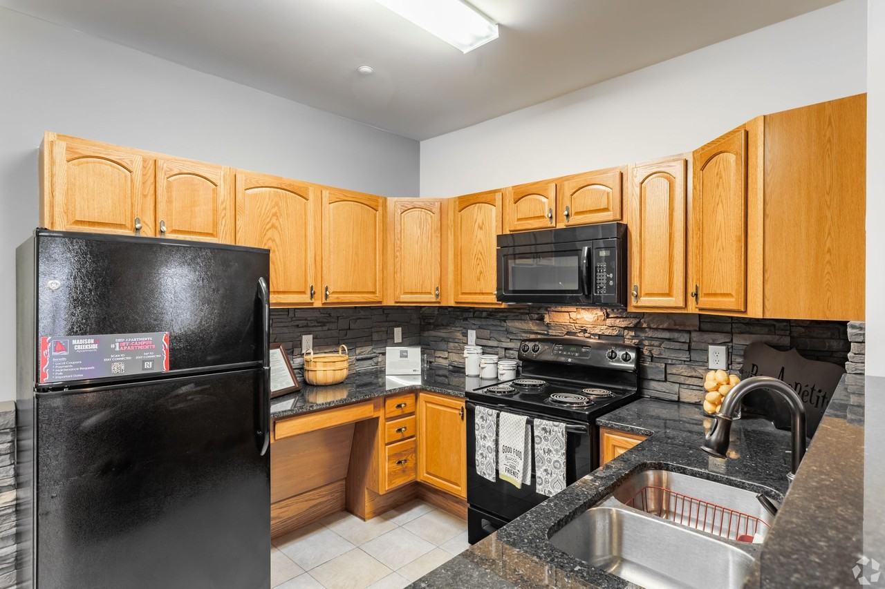 Brookside Apartments - Photo 4 of 17