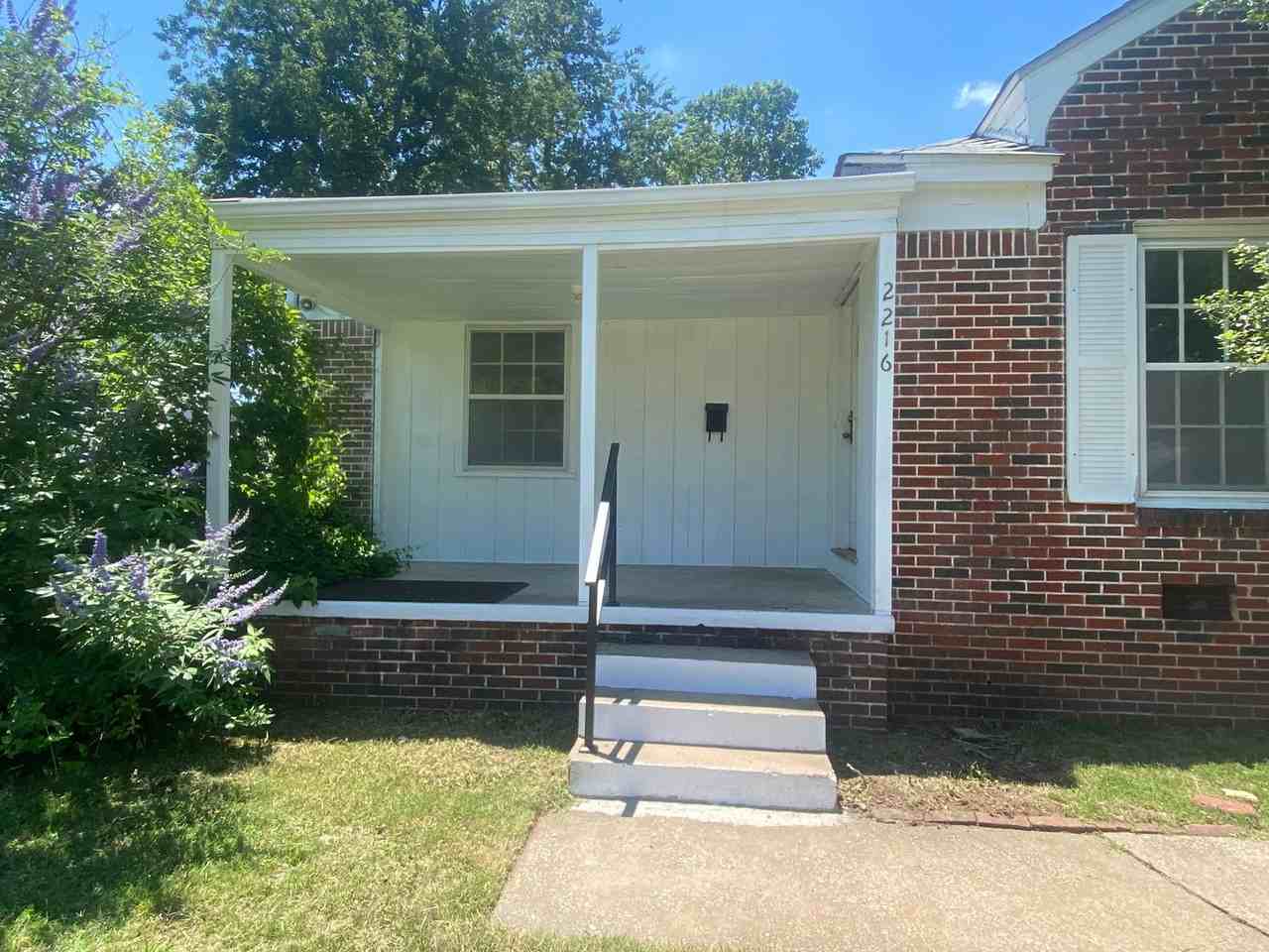 2216 S Florence Ave - Photo 2 of 15