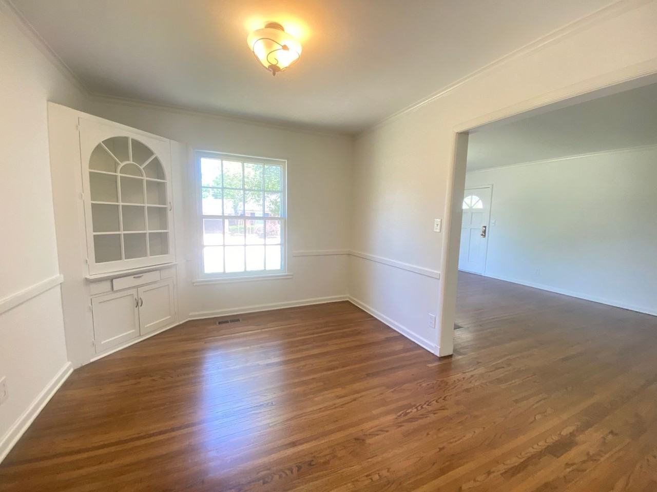 2216 S Florence Ave - Photo 5 of 15