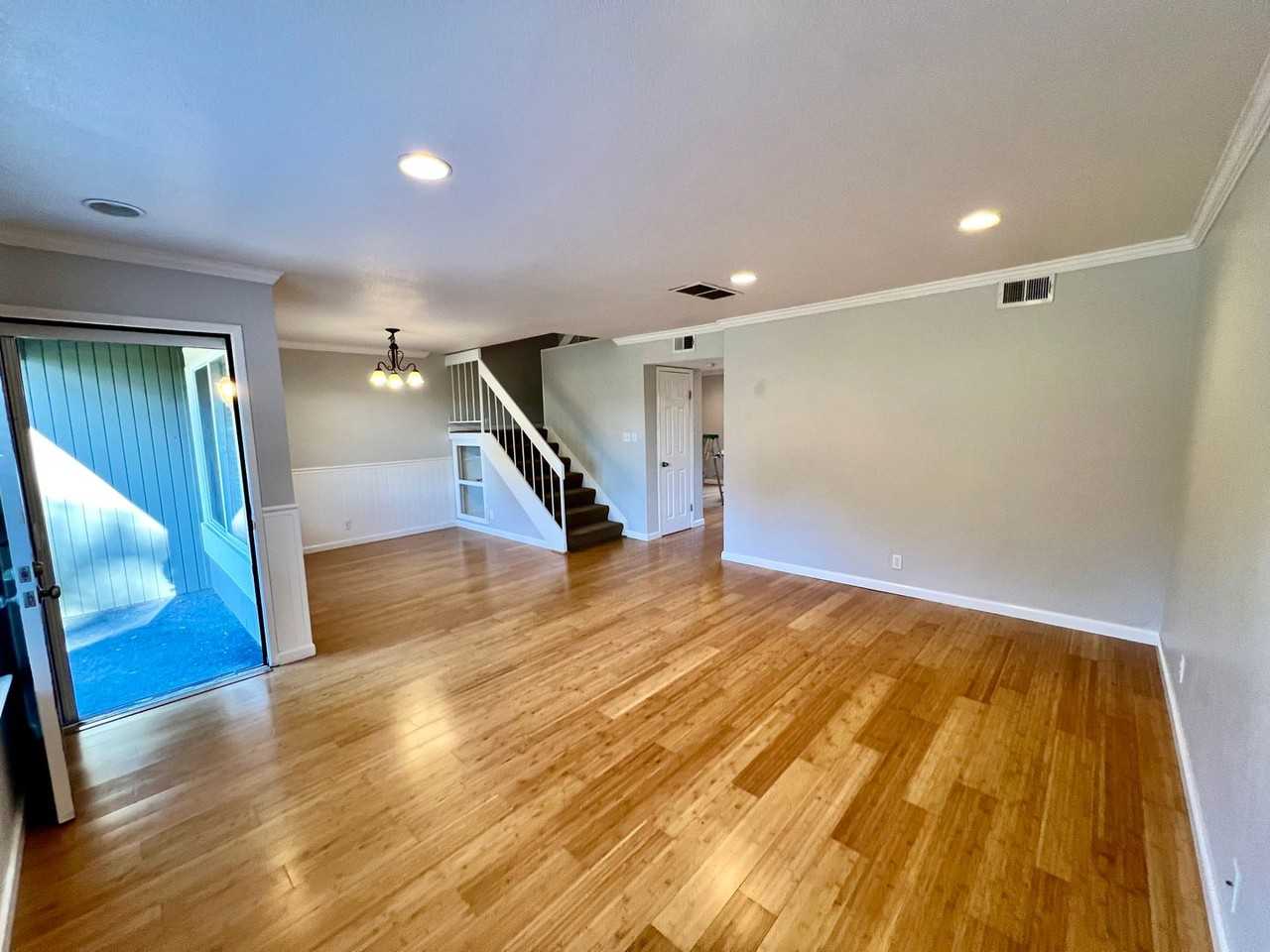 162 Lawnview Cir - Photo 2 of 30