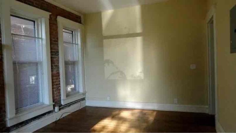 304 N 9th St #1 - Photo 6 of 7