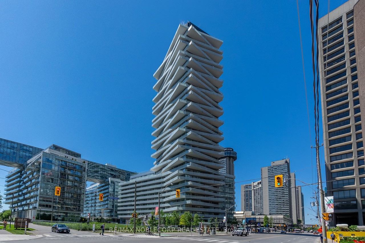 15 Queens Quay East