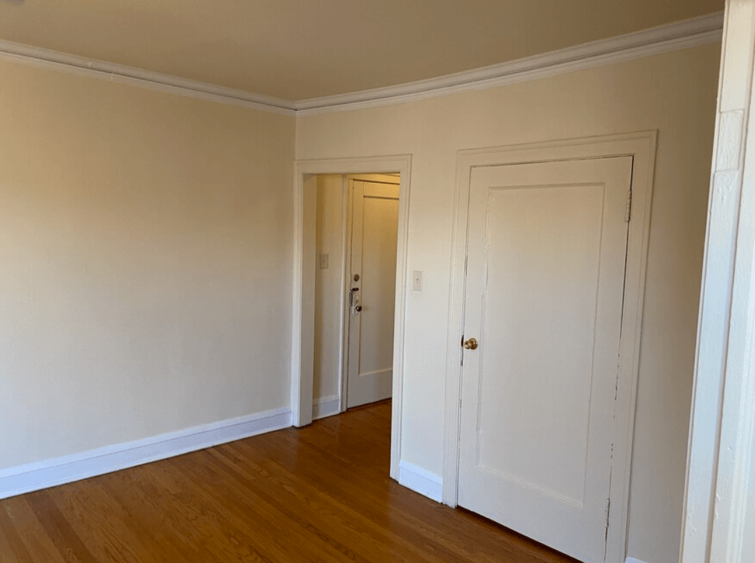 8201 S Michigan Avenue - Photo 6 of 8